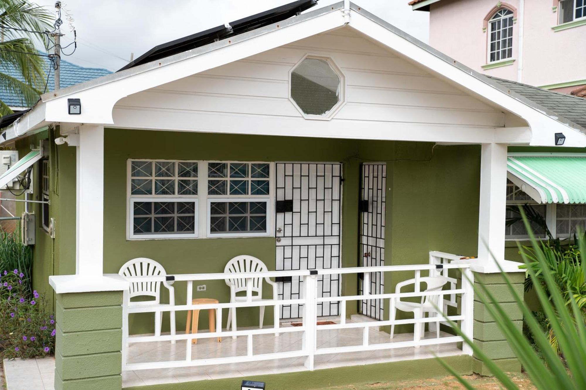 Beautiful Vacation Home オーチョ・リオス エクステリア 写真